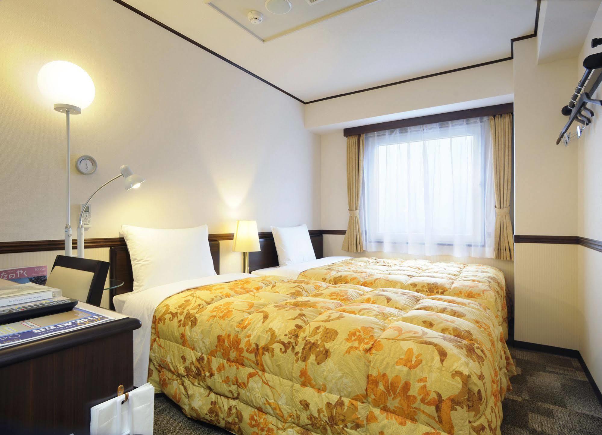 Toyoko Inn Tokyo Akigawa-Eki Kita-Guchi Akiruno Екстериор снимка